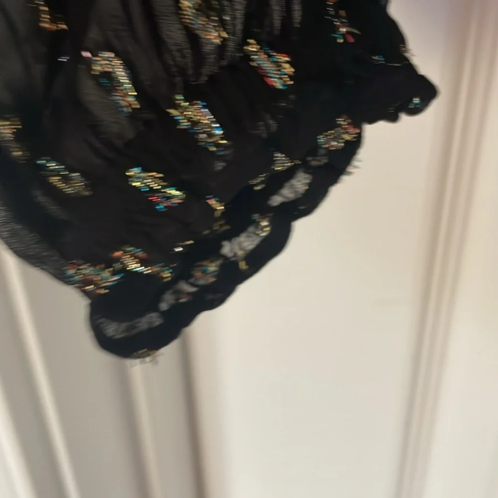 Loft romantic black blouse with metallic design. SZ M - Picture 3 of 8